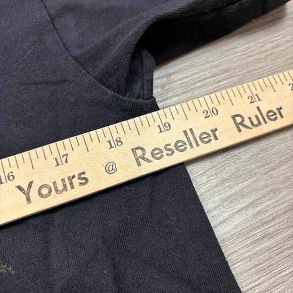 VTG 2007 Kiss FM 102.7 Wango Tango Shirt Men's M Ludacris Pitbull Fergie Rap Tee - Picture 6 of 9